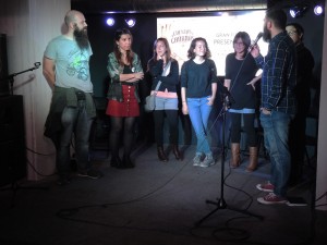 Dos momentos de la presentación de «Cuentos como churros», en El Sótano, Madrid. Fotografías: Julio Jurado.