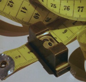 Un centimetro de seda, libro de microrrelatos.