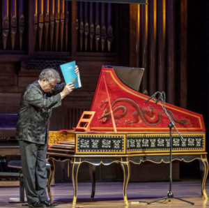 Richard Egarr, clavecinista británico, al finalizar el concierto.