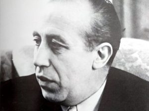 El escritor Francisco García Pavón.