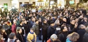 Concentración contra el 'pin parental', en la Plaza Pedro Zerolo de Madrid.
