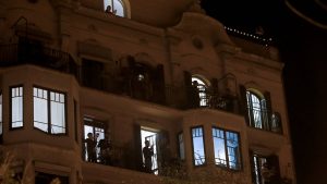 Cacerolada en contra de la Monarquía española y en recuerdo a la Segunda República.
