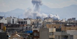 El ataque de las tropas de Estados Unidos e Israel contra Irán, con la consiguiente muerte de centenares de civiles y la eliminación de dirigentes políticos sin juicio previo, constituye una nueva y grave vulneración del derecho internacional.